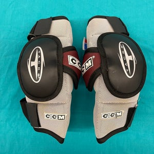 Senior Medium CCM Tacks Elbow Pads (Used)