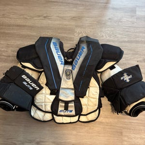Small  Bauer Elite Goalie Chest Protector  (Used)