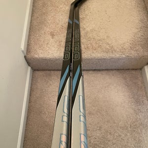 Senior Bauer Nexus Tracer Right Handed Hockey Stick P28  (New)