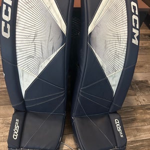 CCM Axis A2.5 Goalie Leg Pads - Juniors 30+1  (Used)