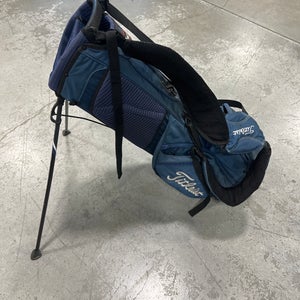 Blue Men's Titleist Bag (Used)