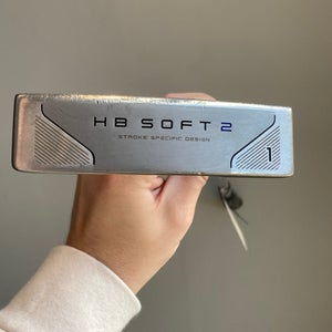 Used Cleveland HB Soft 2 Right Handed Blade Putter 35" | Head Cover Included