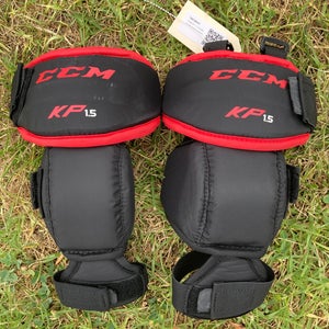 CCM KP 1.5 Youth Goalie Knee Guards