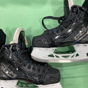 CCM JetSpeed FT675 Hockey Skates | Intermediate 4