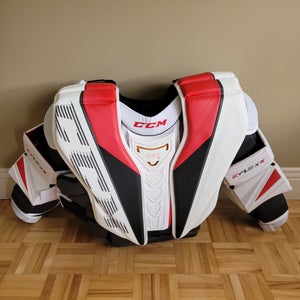 NEW! Medium CCM Eflex 5 pro Goalie Chest Protector Pro Stock (New)