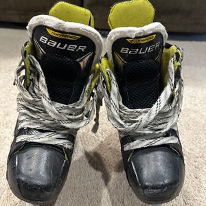 Bauer Supreme 3S Hockey Skates Extra Wide Width Size 3 (Used)