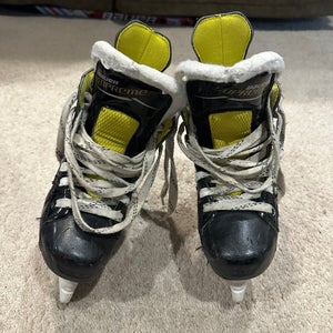 Bauer Supreme S27 Hockey Skates Regular Width Size 1.5 (Used)