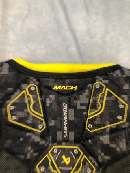 Large Youth Bauer Supreme Mach Shoulder Pads (Used)