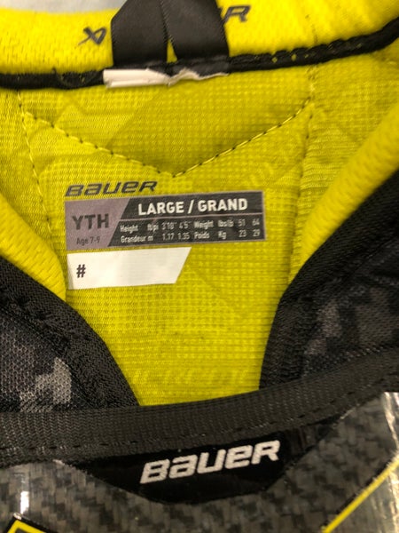 Large Youth Bauer Supreme Mach Shoulder Pads (Used)