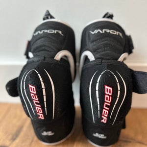 Small Senior Bauer Vapor x pro lite Elbow Pads (Used)