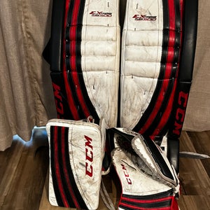 35" CCM Extreme Flex 500 Regular Goalie Full Set (Used)