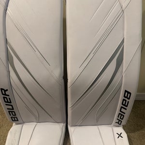 Medium -34” All White Bauer Vapor X5 Pro Goalie Leg Pads (New)