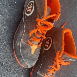 Unisex Warrior Mid Top Molded Cleats (Used)