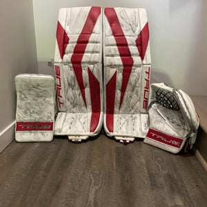 34"  2024 True Catalyst PX3 Regular Goalie Full Set Pro Stock (Used)