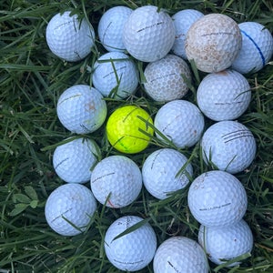 Titleist Pro V1 Balls 12 Pack (1 Dozen) (Used)