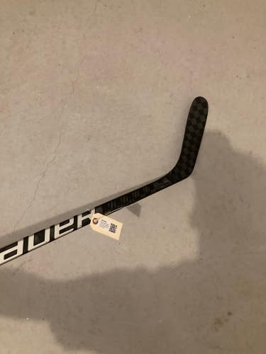 Bauer Supreme 2S Pro Hockey Stick | Senior LH Pro Stock