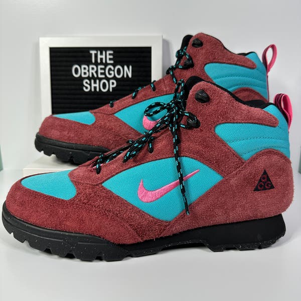 NIKE ACG TORRE MID WATERPROOF TEAM RED DUSTY CACTUS MENS HIKING