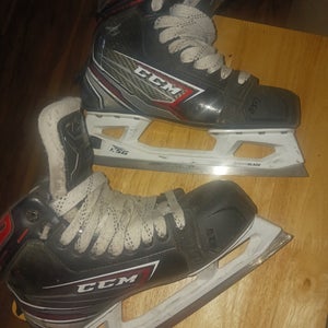 CCM Jetspeed FT460 Hockey Goalie Skates Regular Width 7 (Used)