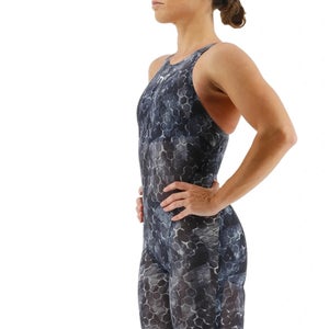 TYR Women’s Avictor 2.0 closed back Fina approved.