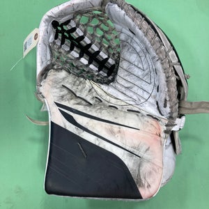 Bauer Vapor Hyperlite 2 Goalie Glove | Senior Regular