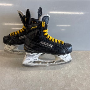 Bauer Used Junior Size 2 Hockey Skates