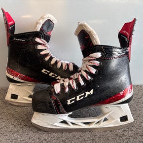 CCM (Used) Junior Size 2 Hockey Skates