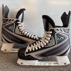 CCM (Used) Intermediate 6 Hockey Skates