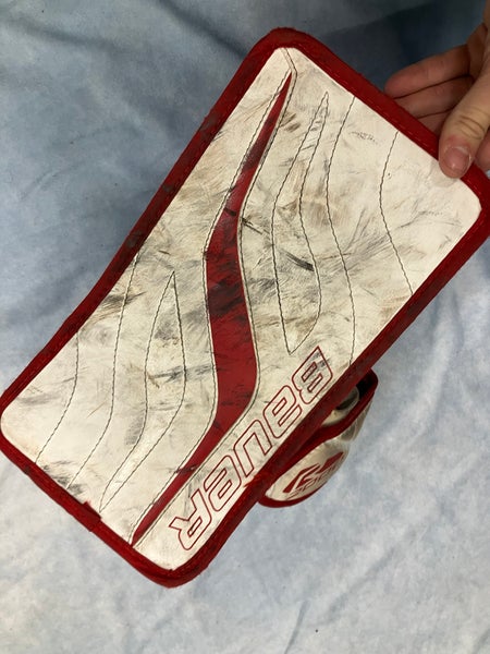 Red/White Bauer Reactor 2000 JR Glove & Blocker Set Reg(Used)
