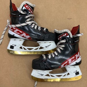 Junior CCM JetSpeed FT4 Hockey Skates | Size 2.5