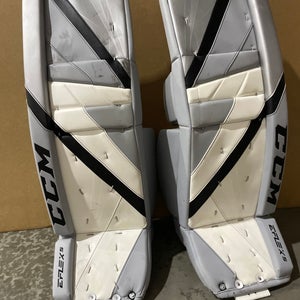 CCM Eflex 5 Goalie Leg Pads | 35" Senior