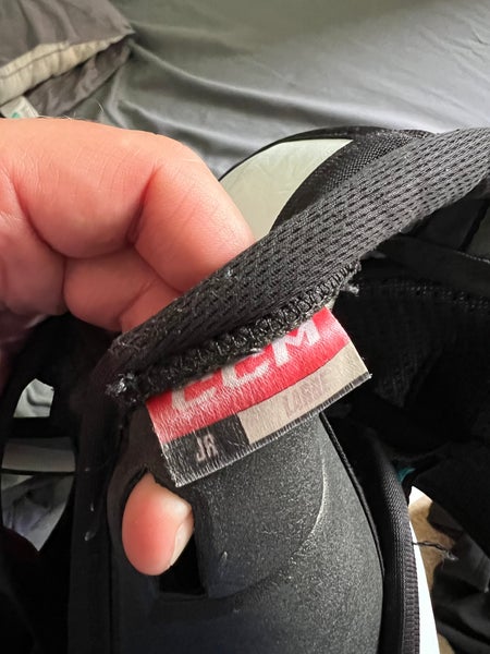 Jetspeed FT6 Pro Shoulder Pads  (Used)