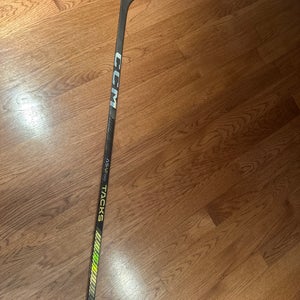 Senior CCM Tacks AS-VI Pro Right Handed Hockey Stick P28  (New)
