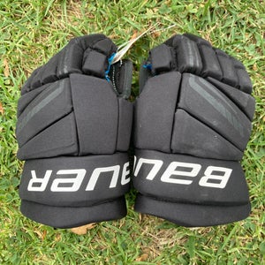 Black Junior Bauer Vapor X Gloves 12" (Used)