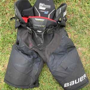 Black Senior Medium Bauer Vapor Hyperlite Hockey Pants (Used)
