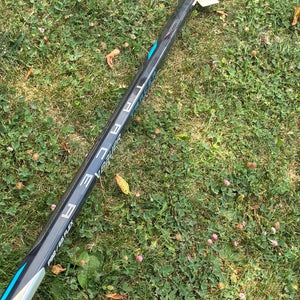 New Intermediate Bauer Nexus Tracer Hockey Stick Left Hand P92 (63")