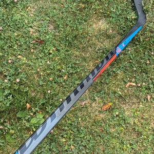 New Senior Warrior Covert QRE 40 Hockey Stick Left Hand W28 (65")