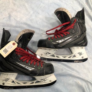 Senior CCM RibCor 50k Pump Hockey Skates Extra Wide Width 8.5 (Used)