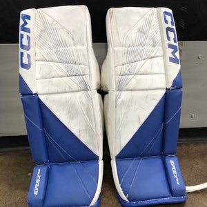 Blue 30" Junior CCM Extreme Flex E6.5 Goalie Leg Pads (Used)