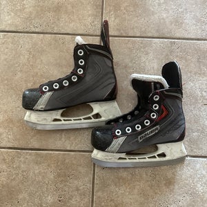 Bauer Vapor X30 Hockey Skates Regular Width 13 (Used)