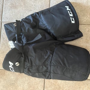 CCM LTP Youth Hockey Player Pants – Size Large – Used – Good Condition
