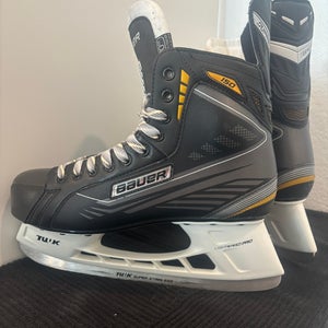 Like new Bauer Supreme 150 hockey skates. Senior. size 10.