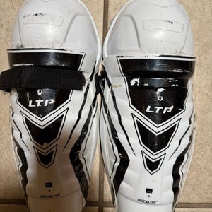 Junior CCM 12" Shin Pads (Used)