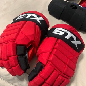 Carolina Hurricanes colors STX HPR2 gloves “14