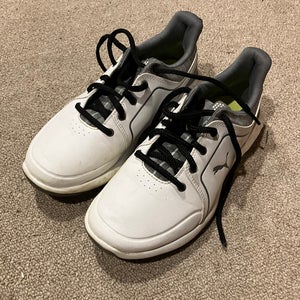 Puma kids golf shoes size 4