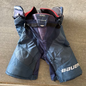 Medium Senior Bauer Vapor Hyperlite Hockey Pants (Used)