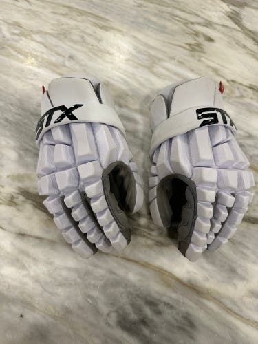 STX Surgeon RZR Lacrosse Gloves Small (Used)
