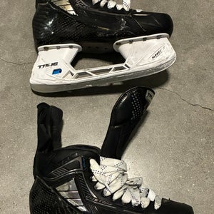 Used True Hzrdus SVH Pro Skates Size 9