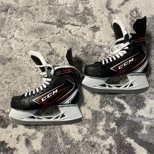 CCM JetSpeed FT440 Hockey Skates Size 6 (Used)