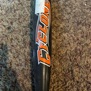 Easton Cyclone Bat (-10) 18 oz 28" (Used)