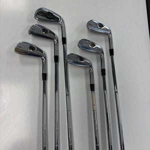 TaylorMade (Used) Right Handed Men's Regular Flex Steel Shaft Iron Set